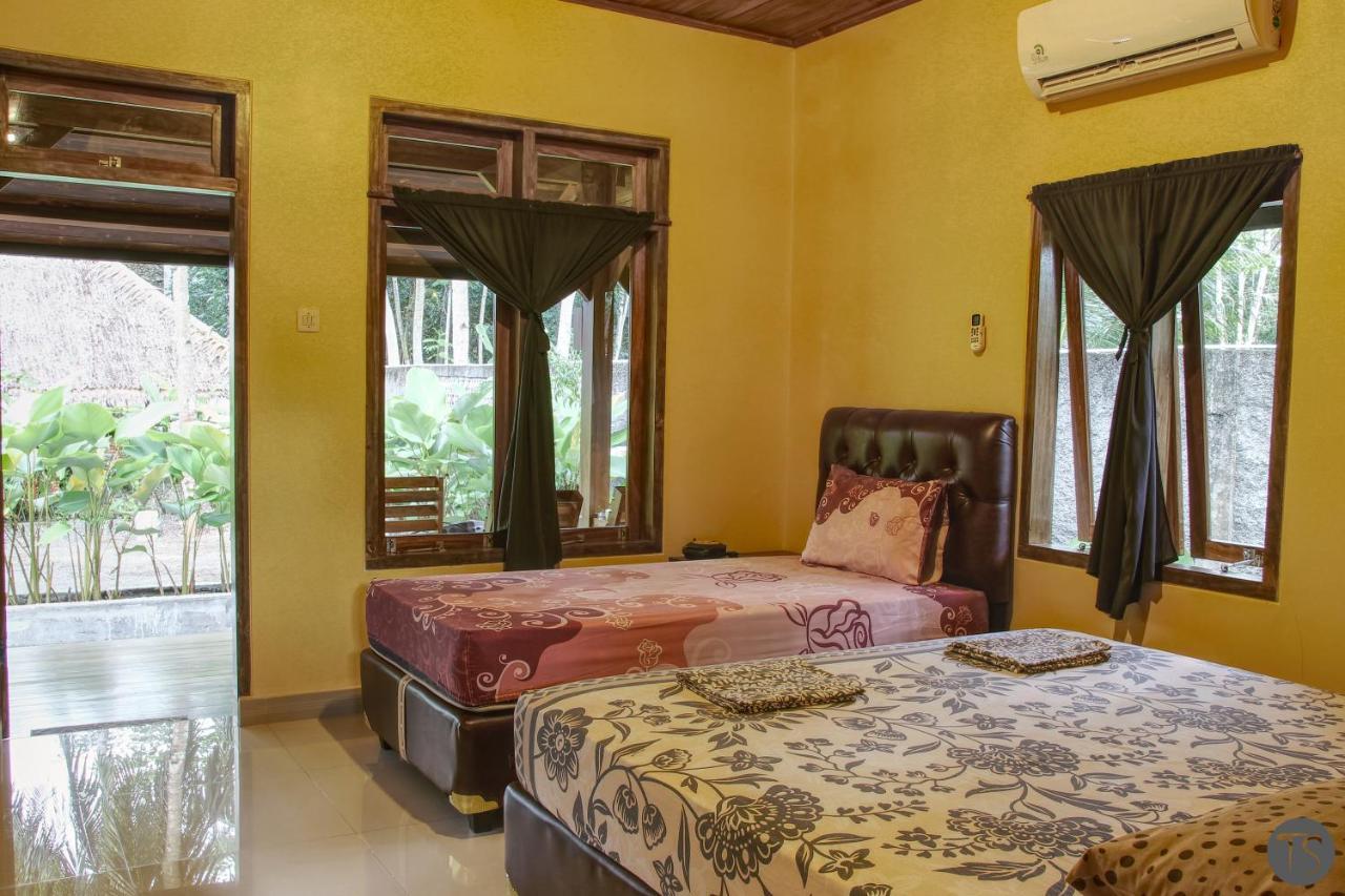 Sadati Home Stay Batukaras Exterior photo