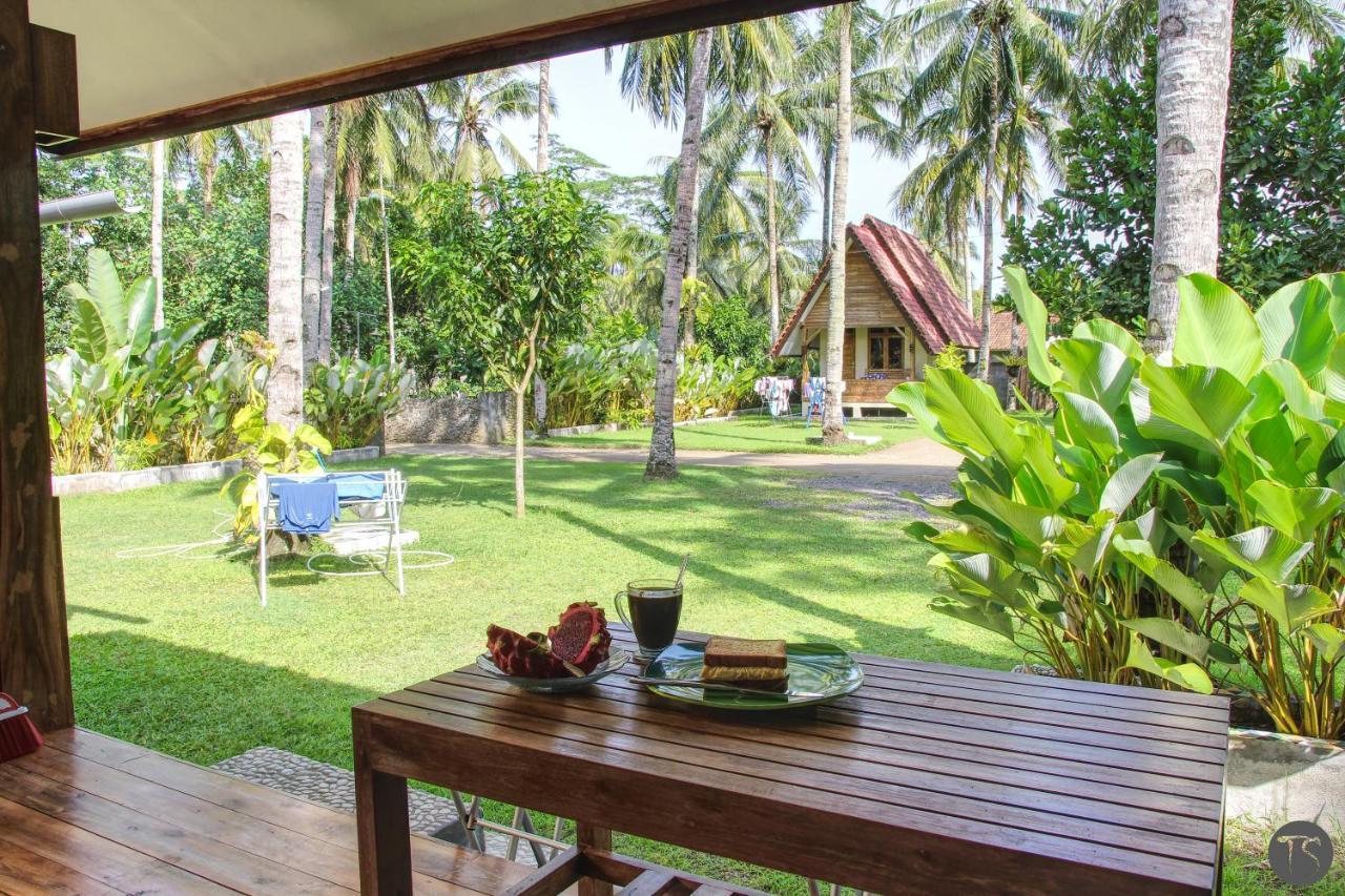 Sadati Home Stay Batukaras Exterior photo