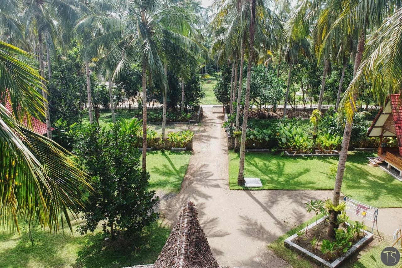Sadati Home Stay Batukaras Exterior photo